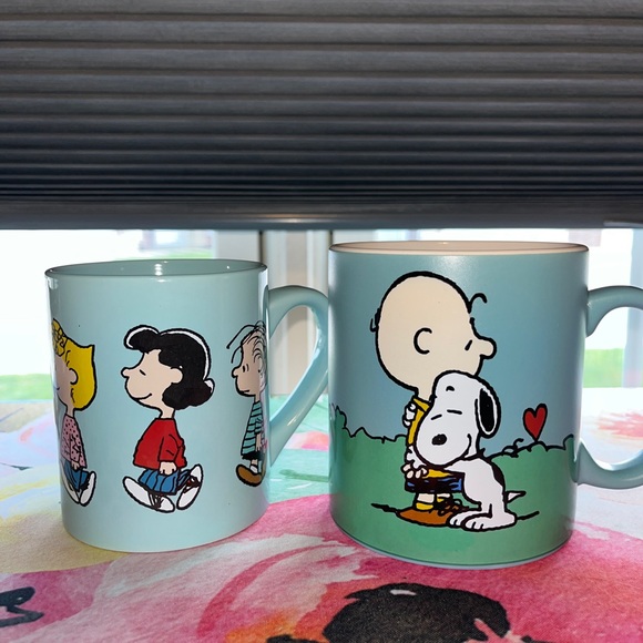 Charlie Brown Snoopy Mug Set of 2 - Picture 1 of 5